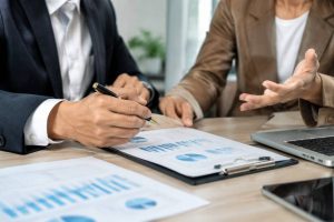 Share options vs shares: key differences for employees and investors